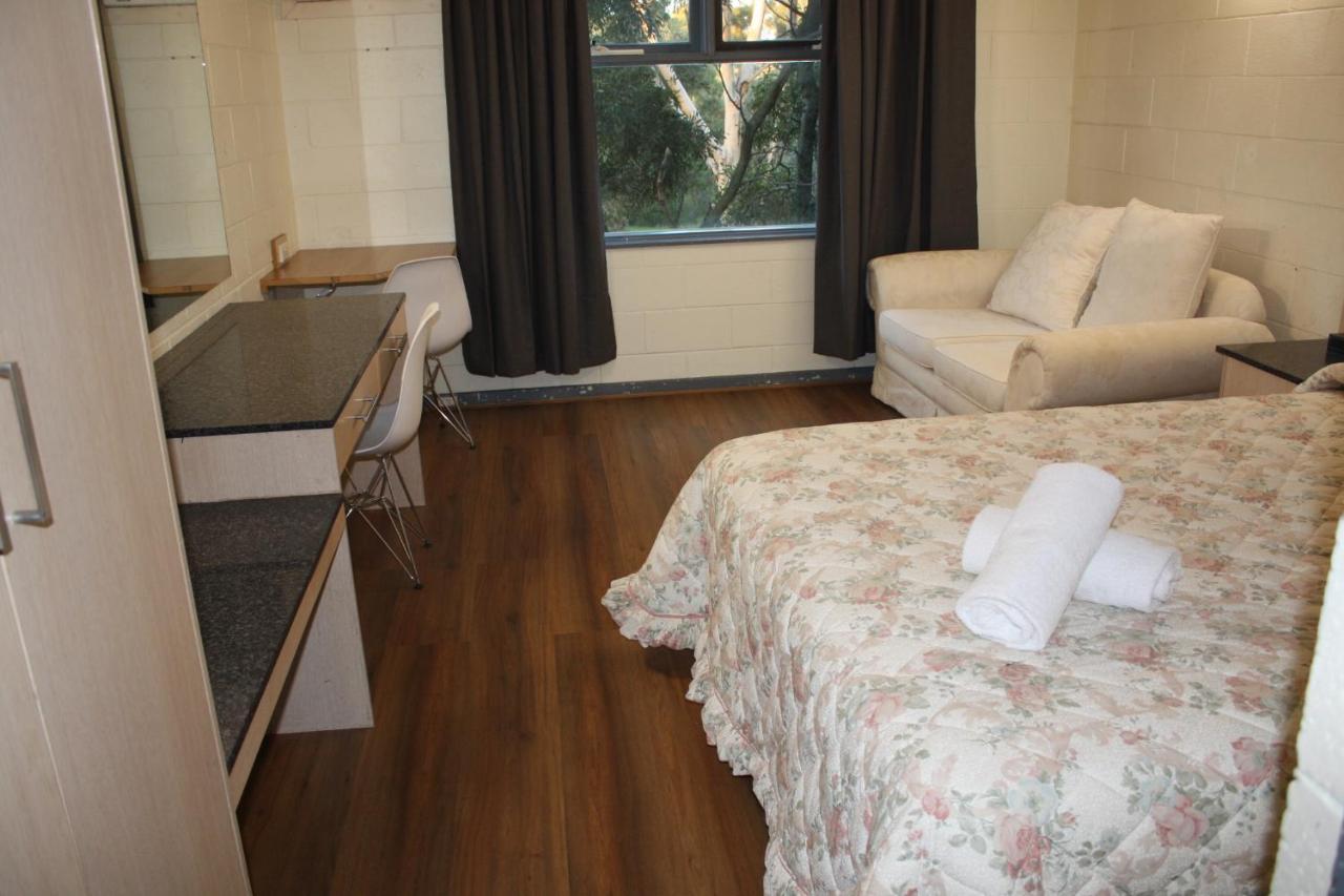 Coburg Motor Inn Melbourne Esterno foto