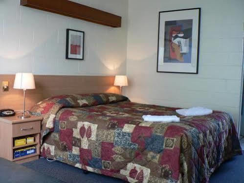 Coburg Motor Inn Melbourne Esterno foto